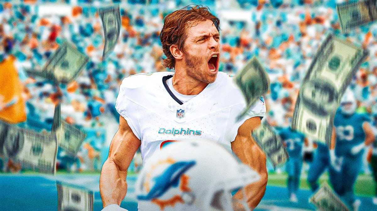 Dolphins' Braxton Berrios surrounded by money