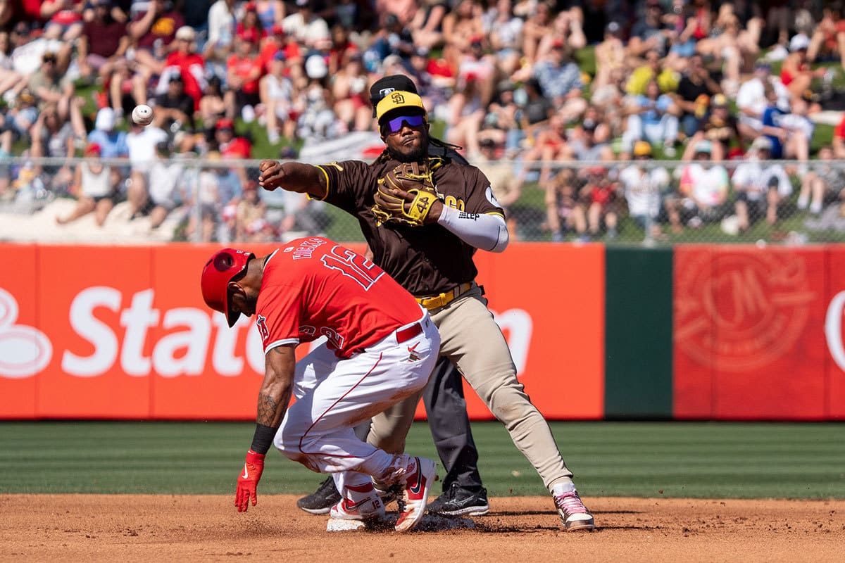 Eguy Rosario making a defensive play on the San Diego Padres