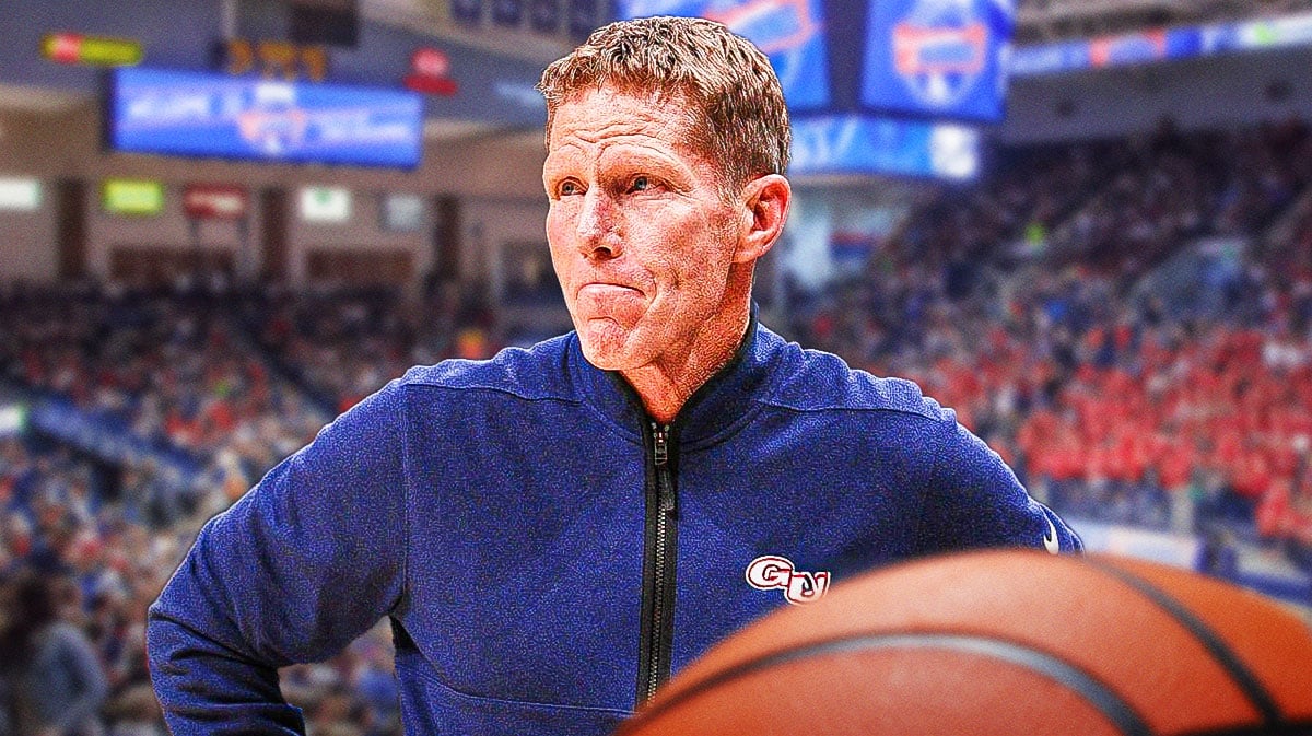 Gonzaga basketball, Bulldogs, Mark Few, St. Mary's basketball, Gaels, Bulldogs, Mark Few with Gonzaga basketball arena in the background