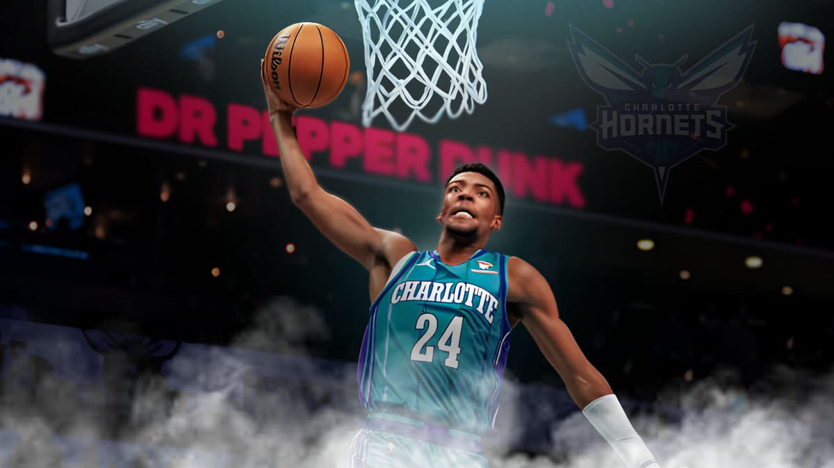 Hornets' Brandon Miller dunking