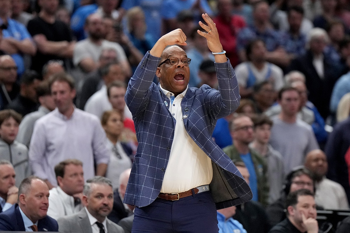 North Carolina Tar Heels head coach Hubert Davis reacts in the second half against the Alabama Crimson Tide in the semifinals of the West Regional of the 2024 NCAA Tournament at Crypto.com Arena. 