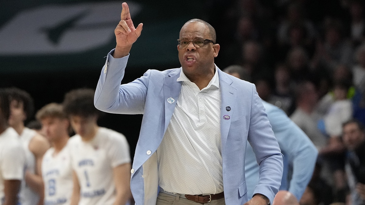 North Carolina Tar Heels head coach Hubert Davis reacts against the Michigan State Spartans in the second round of the 2024 NCAA Tournament at the Spectrum Center.  
