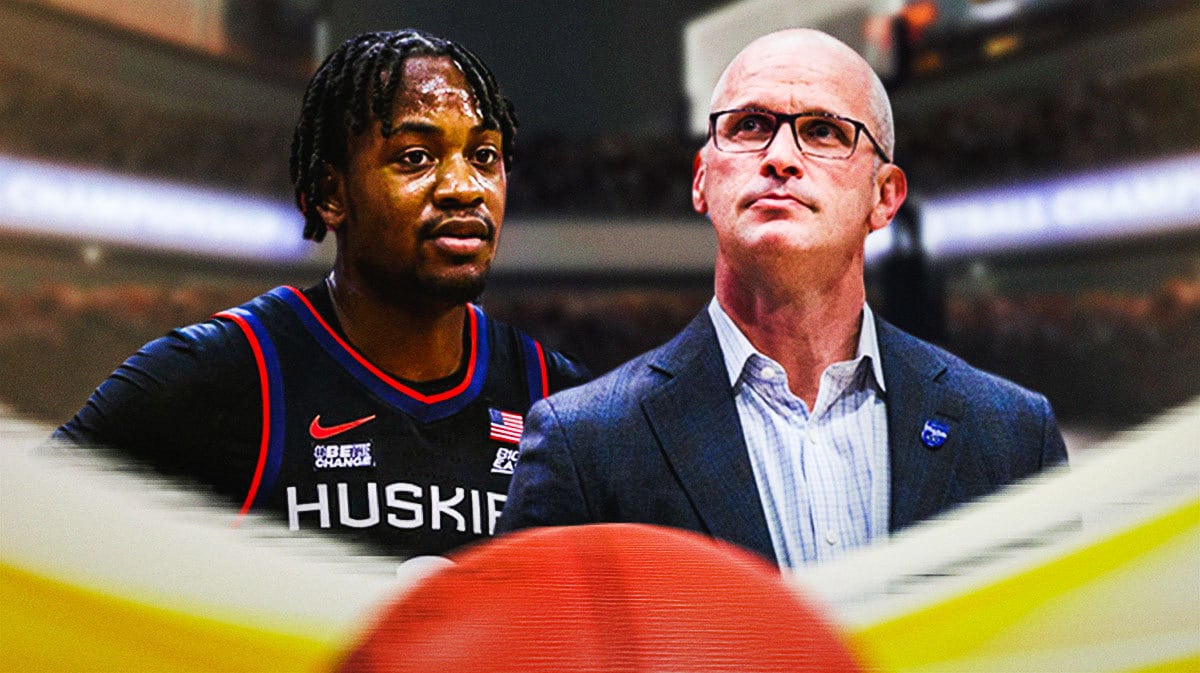 Dan Hurley, Tristen Newton in a UConn basketball uniform