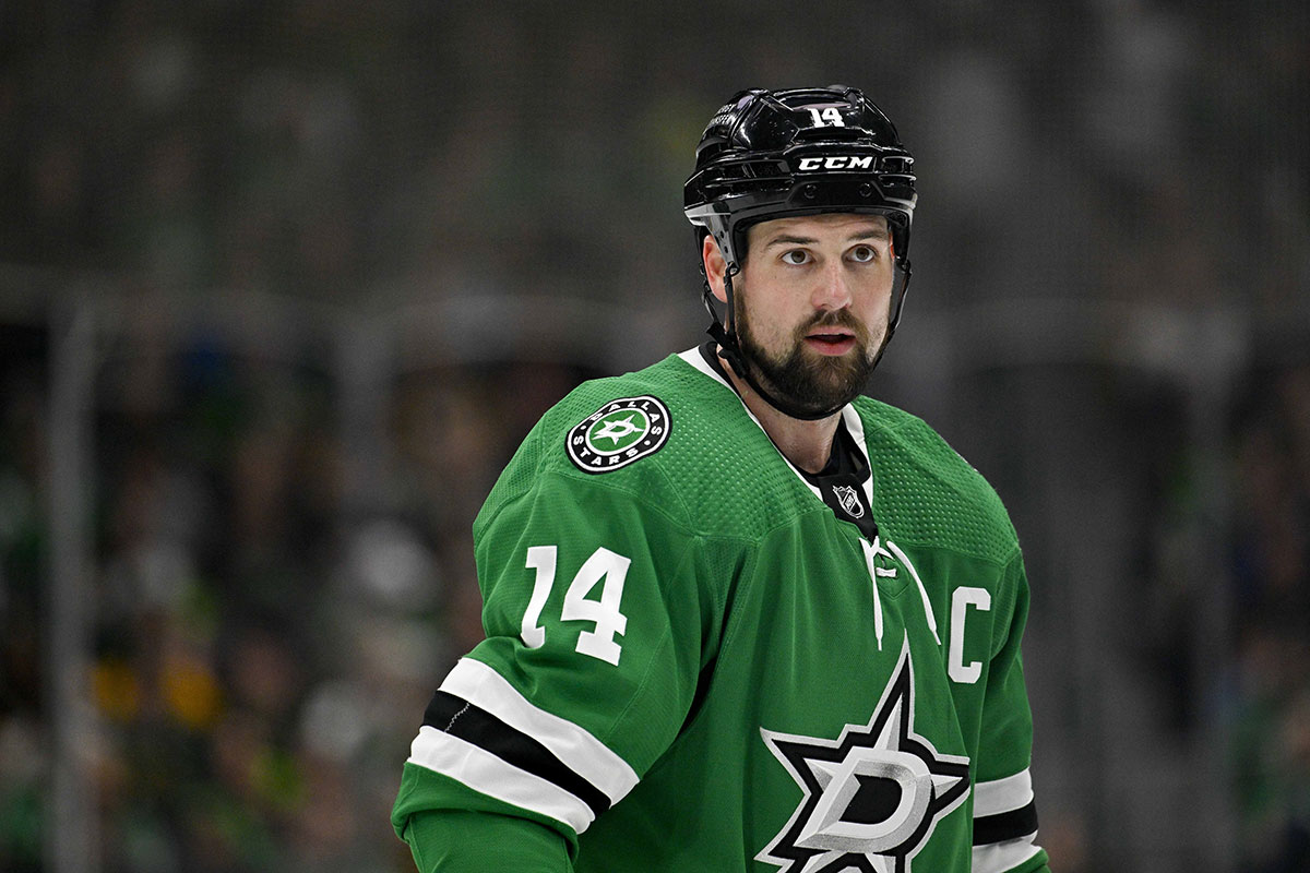 Dallas Stars left wing Jamie Benn (14) waits for the face-off against the Pittsburgh Penguins during the second period at the American Airlines Center.