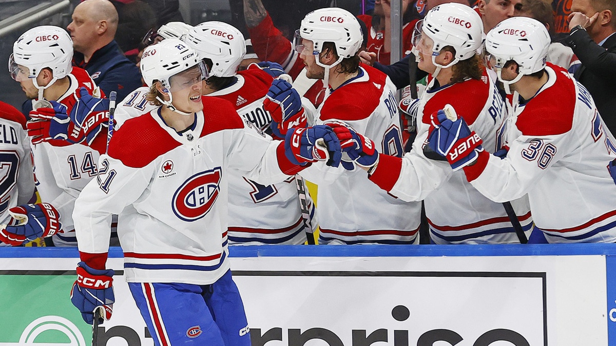 The Montreal Canadiens celebrate a goal scored by defensemen Kaiden Guhle (21) during the third period against the Edmonton Oilers at Rogers Place.