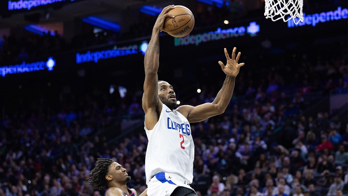 LA Clippers forward Kawhi Leonard (2) drives for a score past Philadelphia 76ers guard Tyrese Maxey (0) during the fourth quarter at Wells Fargo Center.