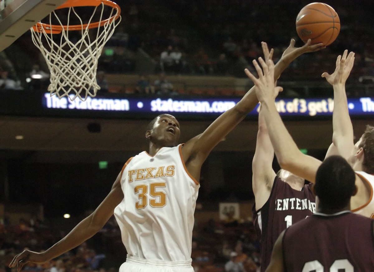 Kevin Durant attempting to block a shot in college for Texas.