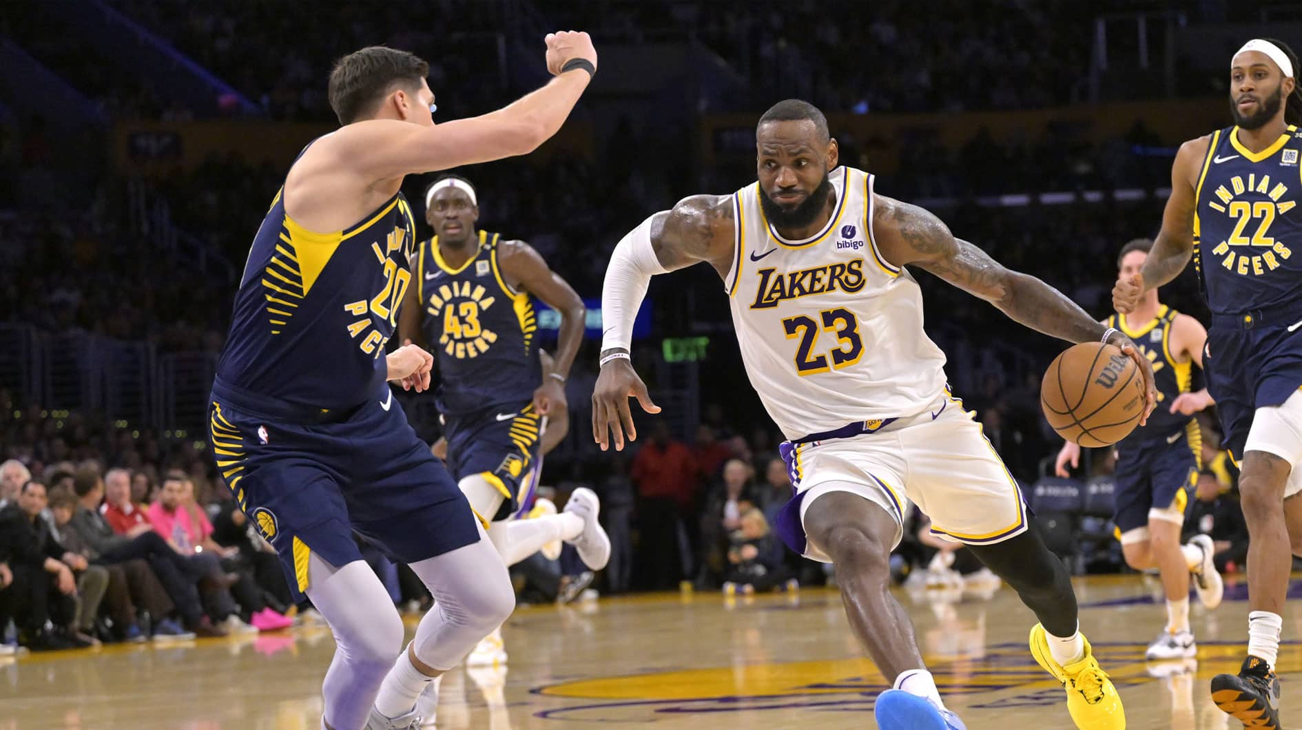  Los Angeles Lakers forward LeBron James (23) drives past Indiana Pacers forward Doug McDermott (20) in the second half at Crypto.com Arena.