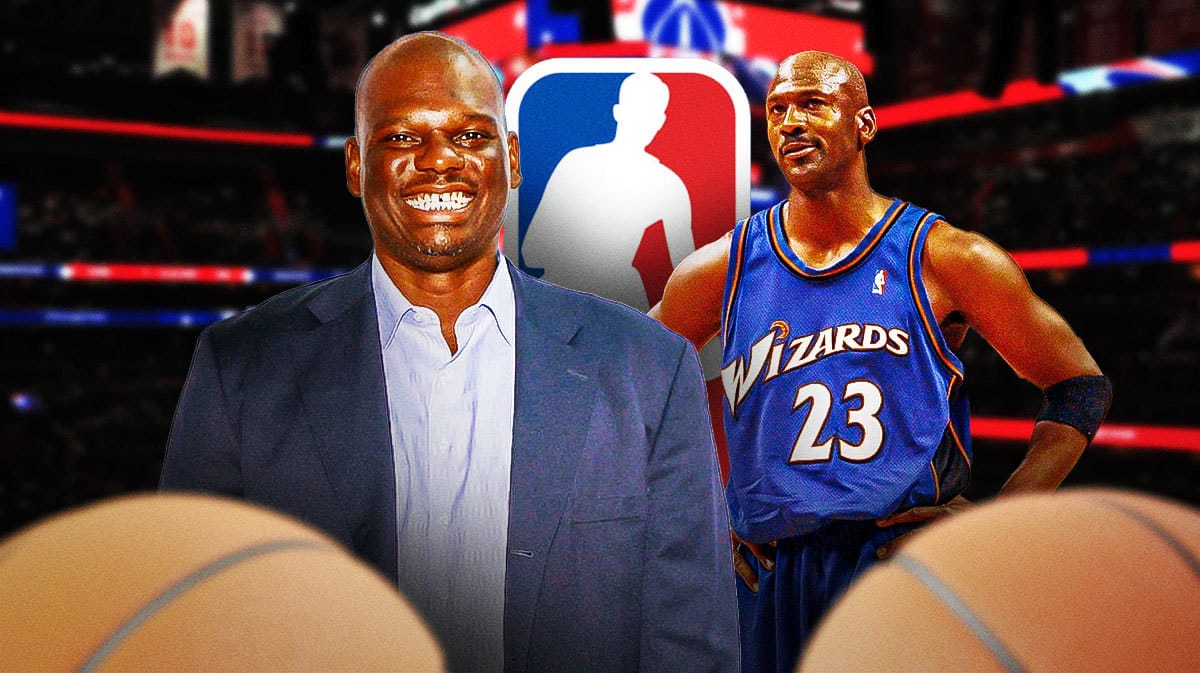Jamal Mashburn stands next to Ex-Bulls player Michael Jordan during the 2003 NBA All-Star Game