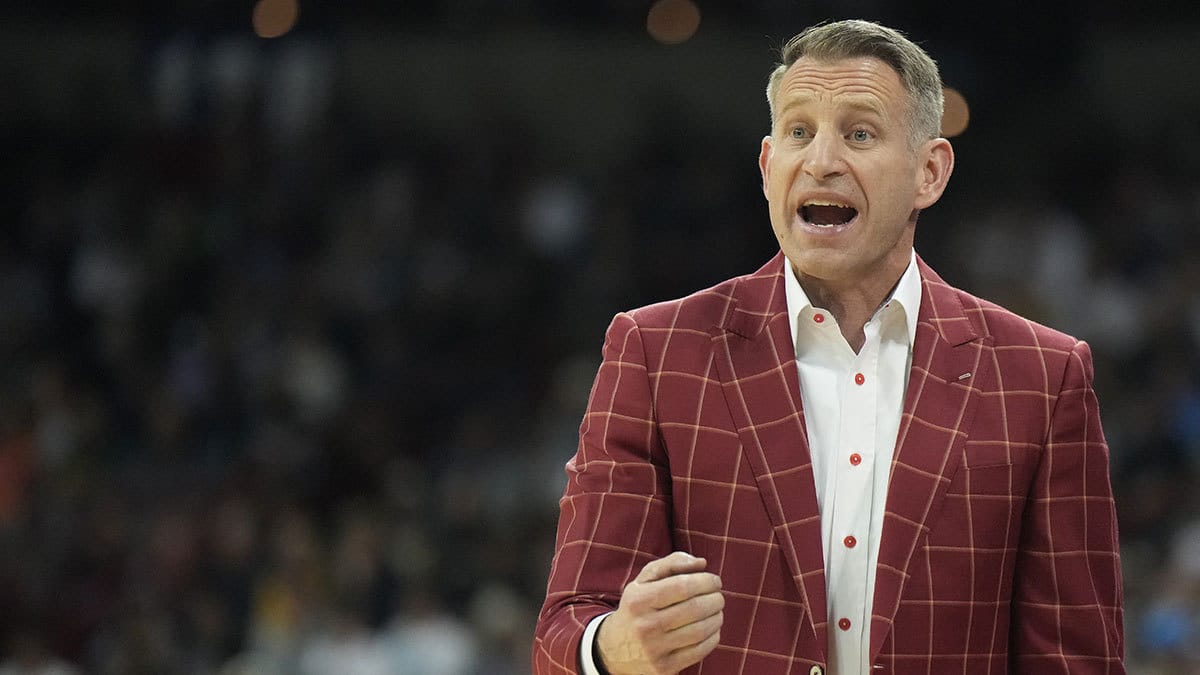 Alabama Crimson Tide head coach Nate Oats reacts in the first half against the Grand Canyon Antelopes at Spokane Veterans Memorial Arena.