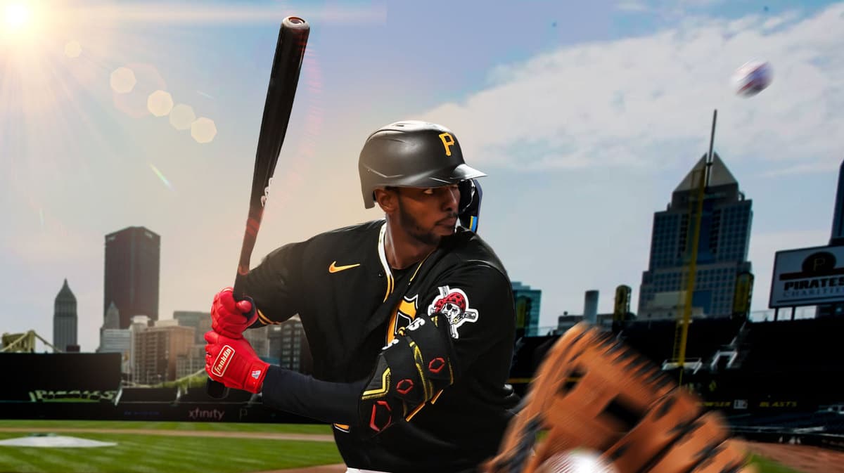 Photo: Michael A. Taylor in Pirates jersey in action