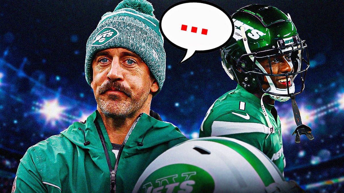 Sauce Gardner next to Aaron Rodgers (New York Jets)