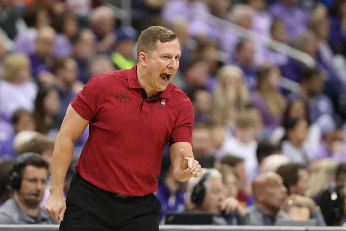Iowa State coach T.J. Otzelberger yells out in the first half of the quarterfinal round in the Big 12 Tournament inside the T-Mobile Center in Kansas City, Mo.