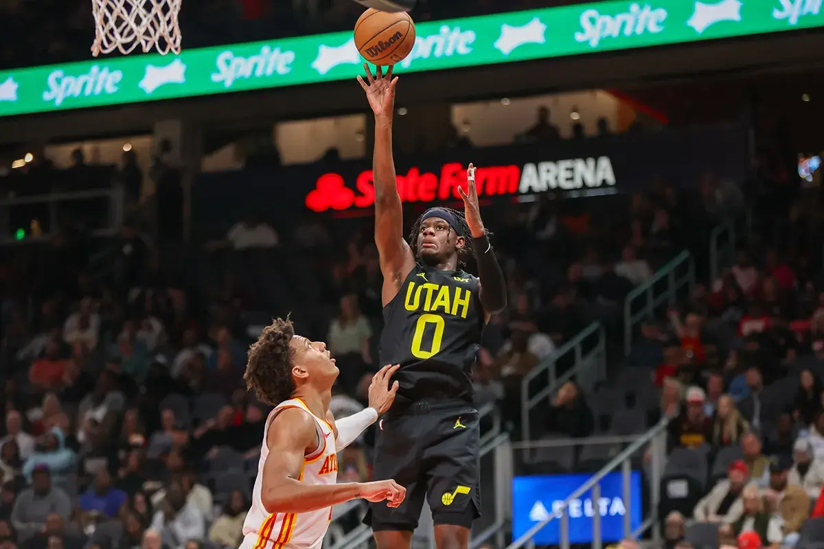 Utah Jazz forward Taylor Hendricks (0) shoots over Atlanta Hawks forward Jalen Johnson