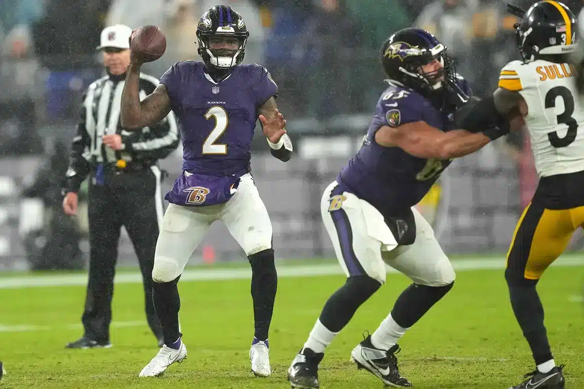 Upcoming free agent quarterback, Tyler Huntley, playing for the Baltimore Ravens