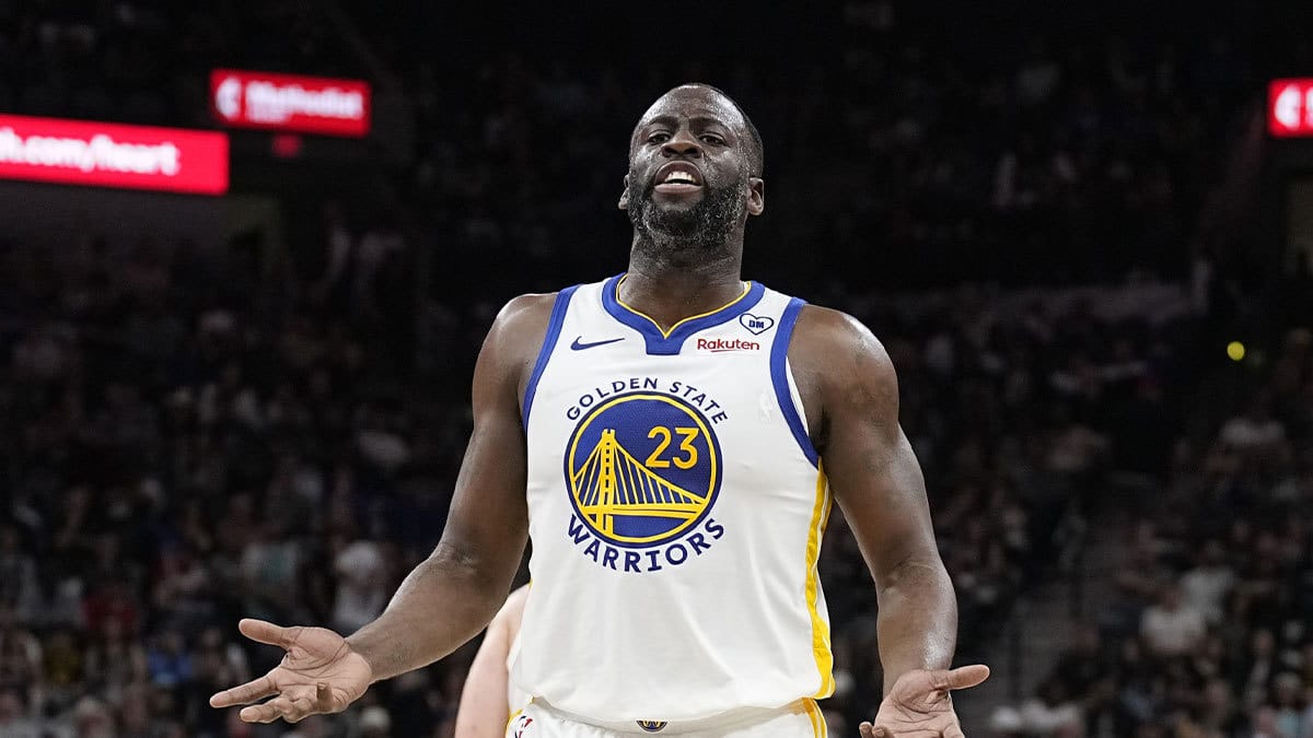 Golden State Warriors forward Draymond Green argues with an official during the second half against the San Antonio Spurs at Frost Bank Center