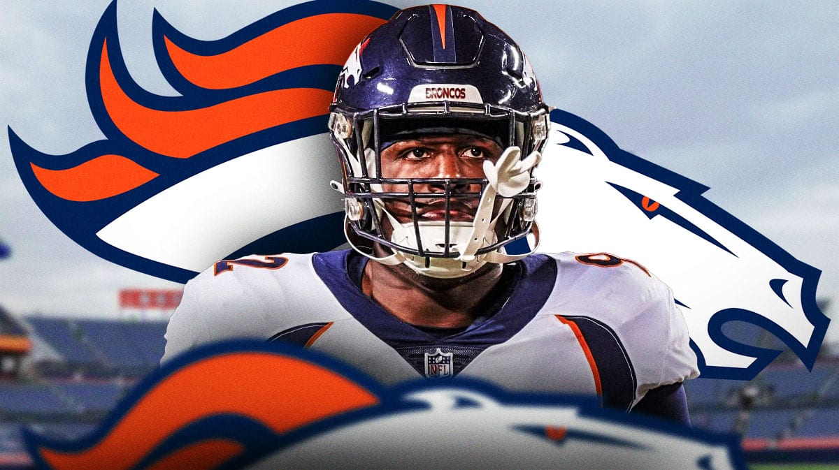 Broncos, Jonathan Harris, Jonathan Harris Broncos, Jonathan Harris free agency, NFL free agency, Jonathan Harris in Broncos uni with Broncos stadium in the background