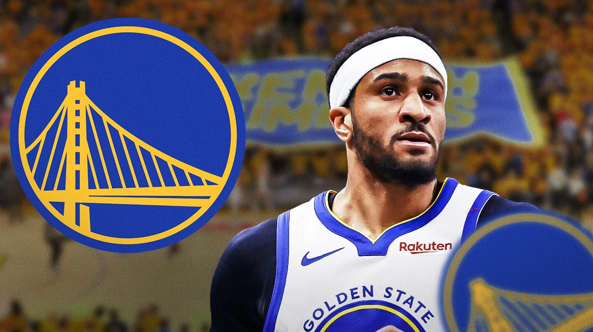 Warriors' Gary Payton II looks at paper contract, NBA free agency reporters on sideline