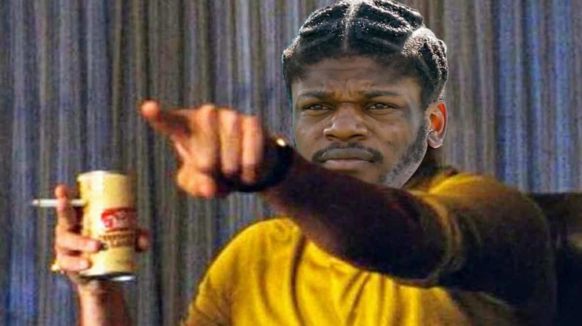 Lamar Jackson (Ravens) as the Leo pointing meme