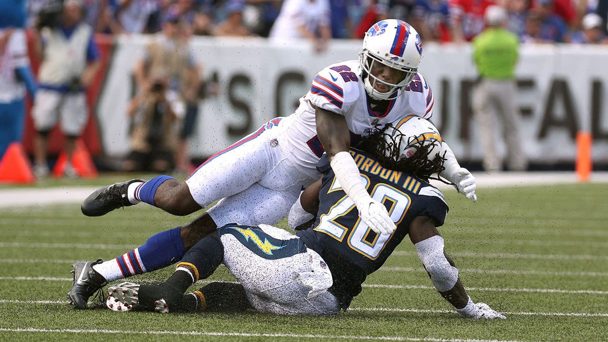 Bills Vontae Davis makes the tackle on Chargers Melvin Gordon lll. Davis packed up his gear and retired at halftime.
