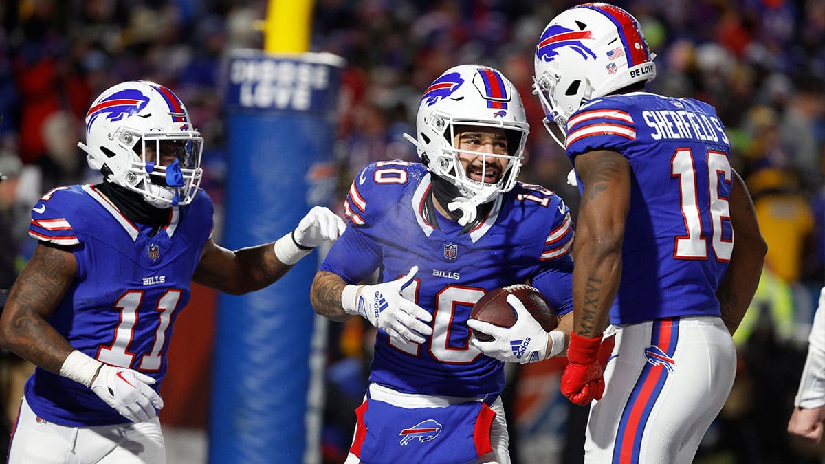 Buffalo Bills wide receiver Khalil Shakir (10) celebrates his touchdown catch against the Steelers.