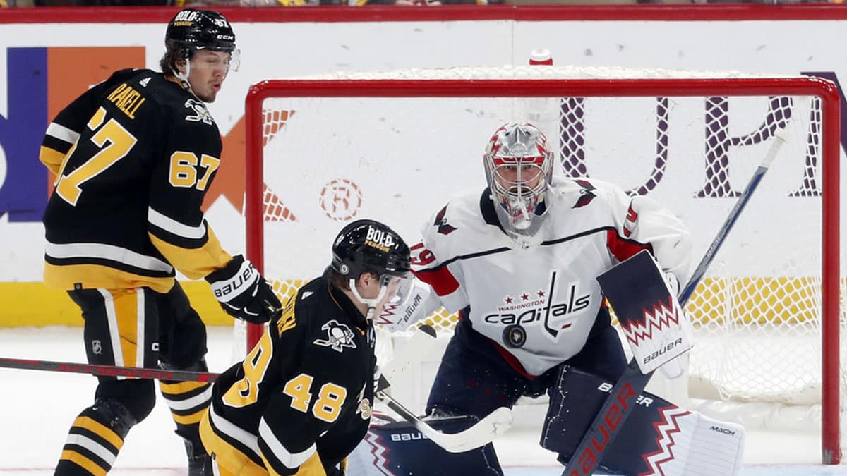 Washington Capitals goaltender Charlie Lindgren (79) prepares to make a save against the Pittsburgh Penguins during the third period at PPG Paints Arena. The Capitals shutout the Penguins 6-0.