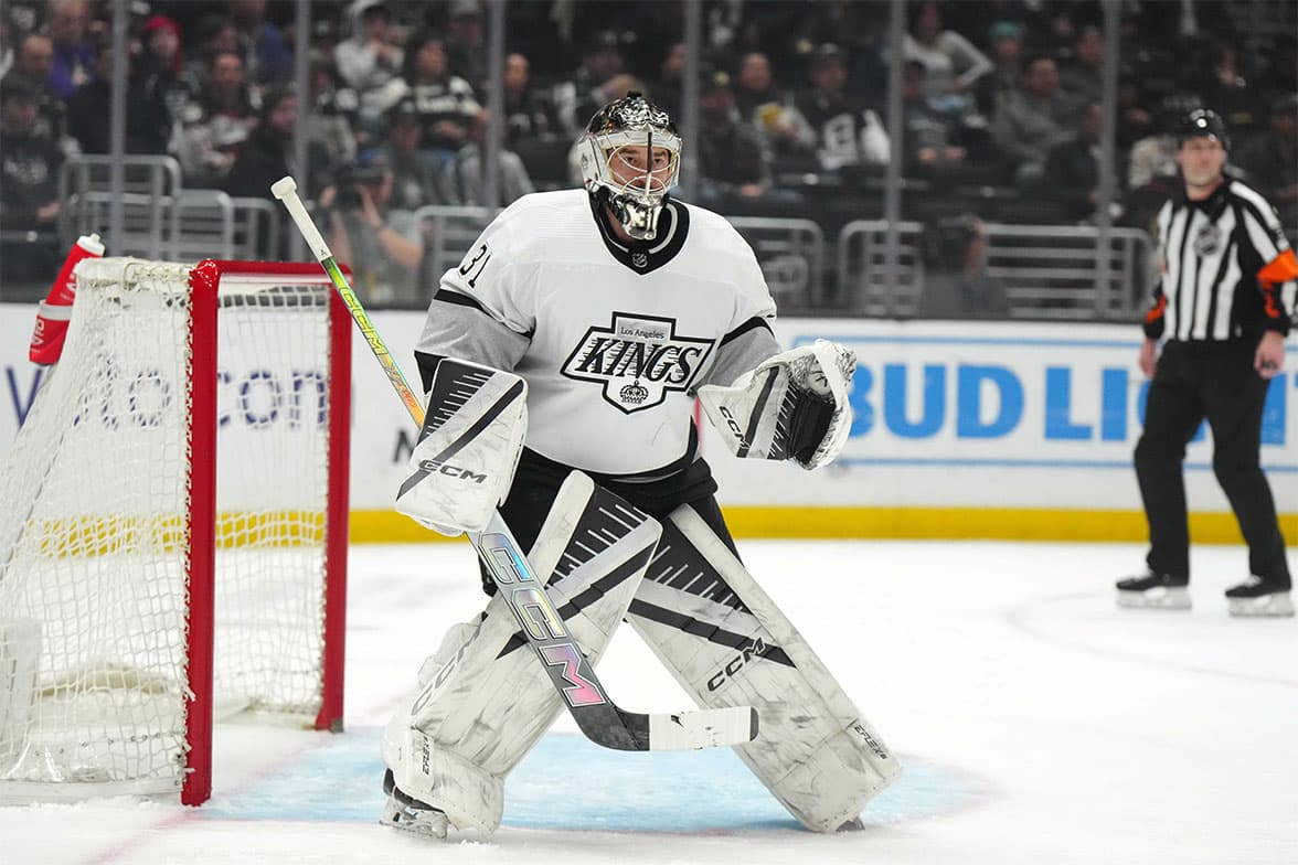 LA Kings goaltender David Rittich (31) against the Anaheim Ducks in the first period at Crypto.com Arena. 