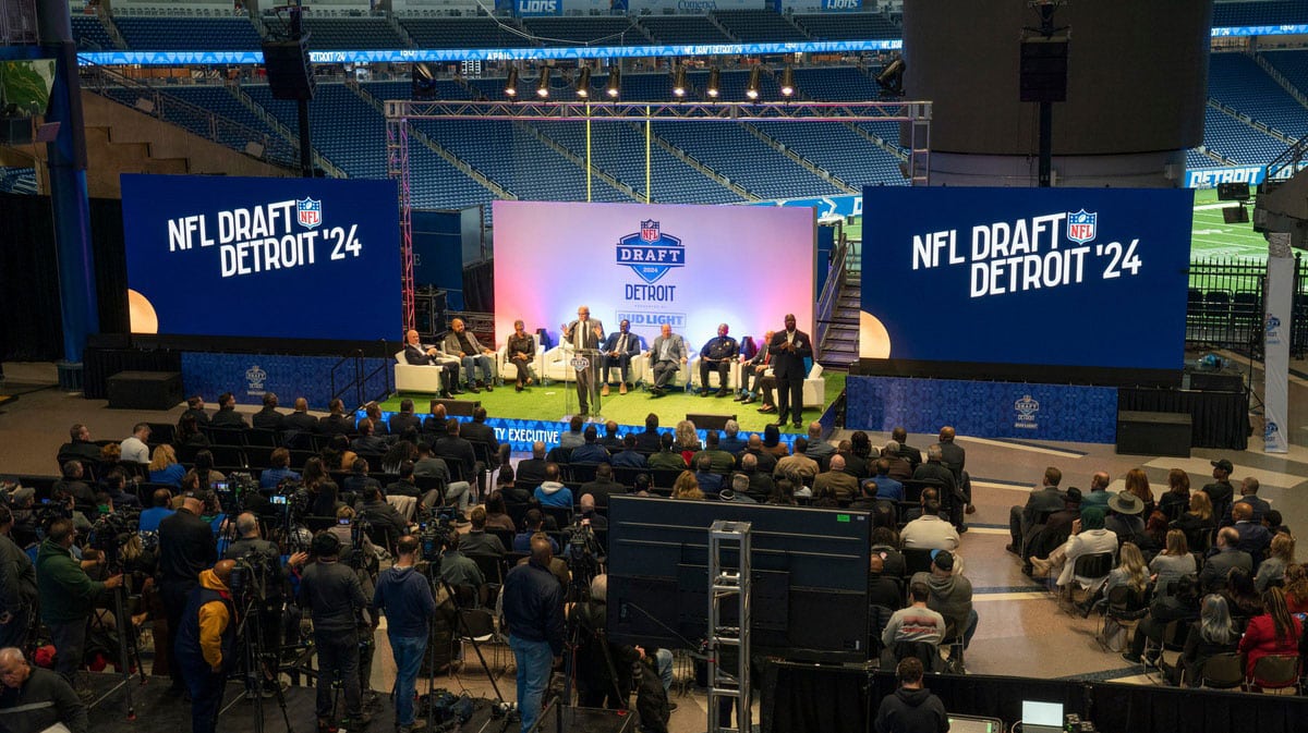 Wayne County Executive Warren C. Evans takes the stage during a news conference at Ford Field on Monday, Nov. 27, 2023 to mark 150 days until the 2024 NFL draft in Detroit.