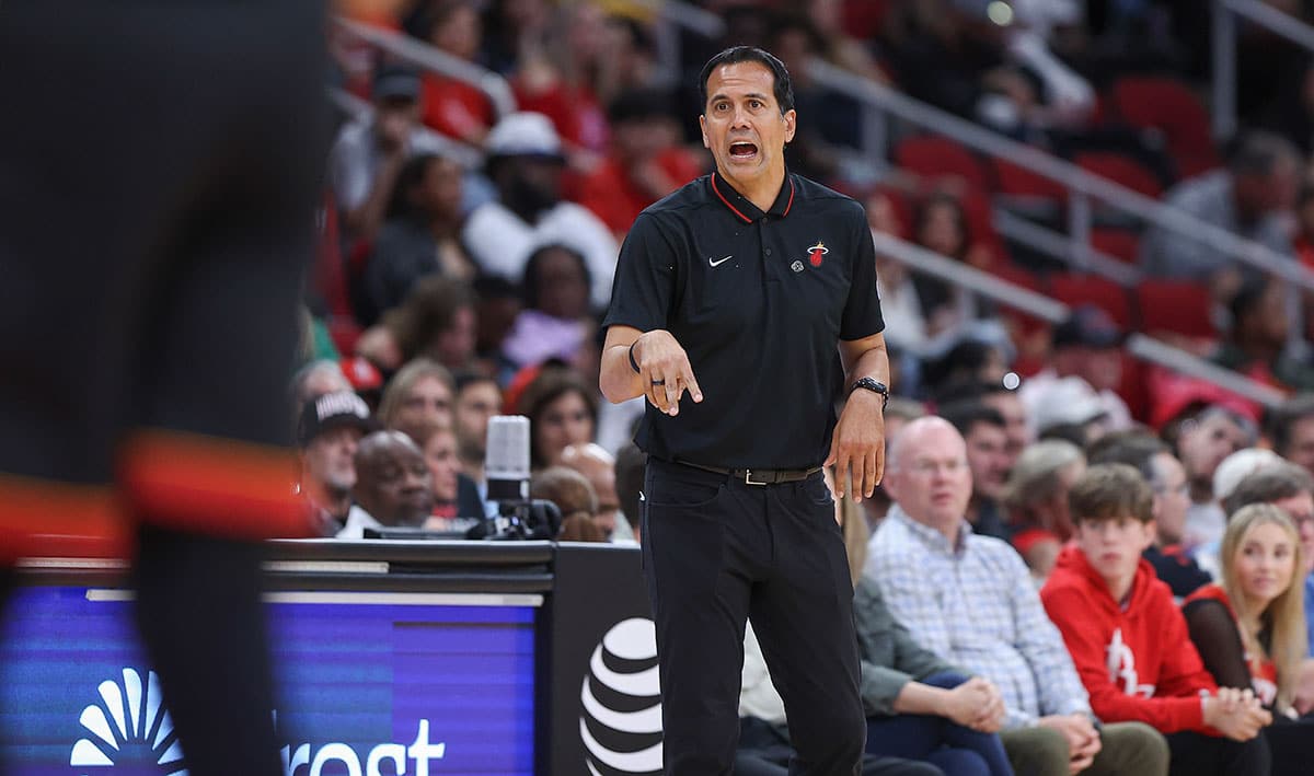  Miami Heat head coach Erik Spoelstra reacts during the fourth quarter against the Houston Rockets at Toyota Center. 