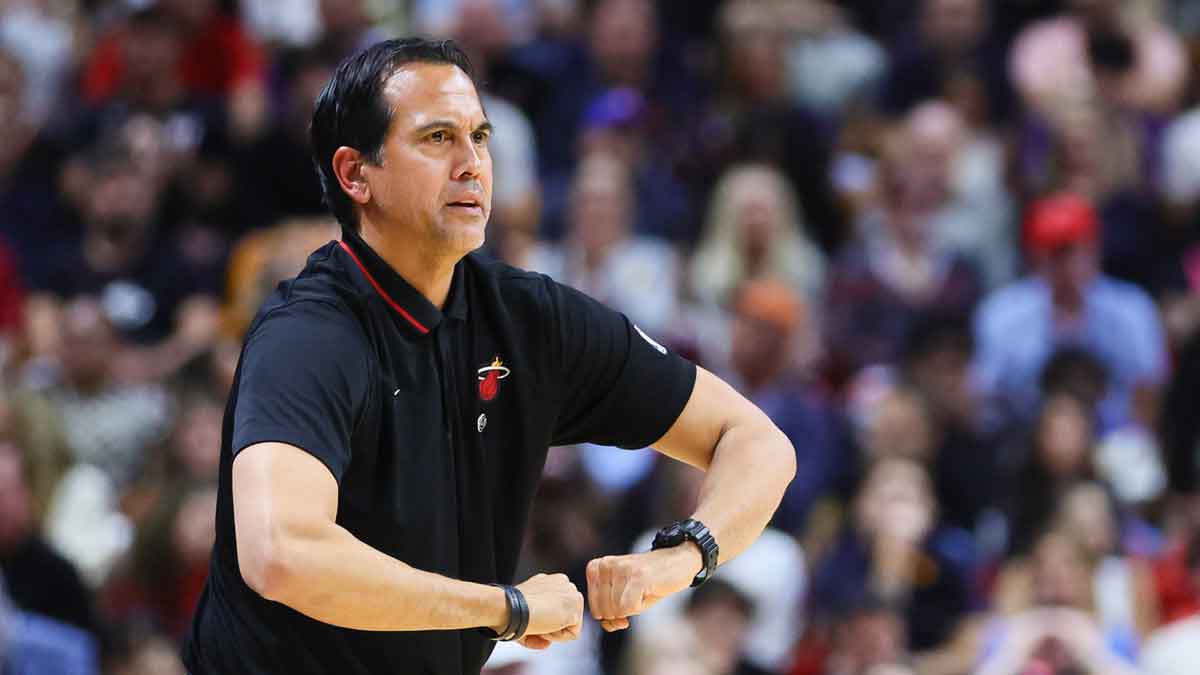 Miami Heat head coach Erik Spoelstra reacts from the sideline against the New York Knicks during the fourth quarter at Kaseya Center.