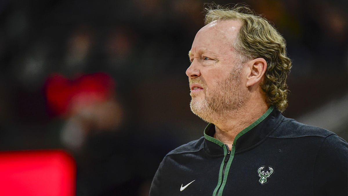  Milwaukee Bucks head coach Mike Budenholzer reacts after a basket against the Utah Jazz during the first half at Vivint Arena