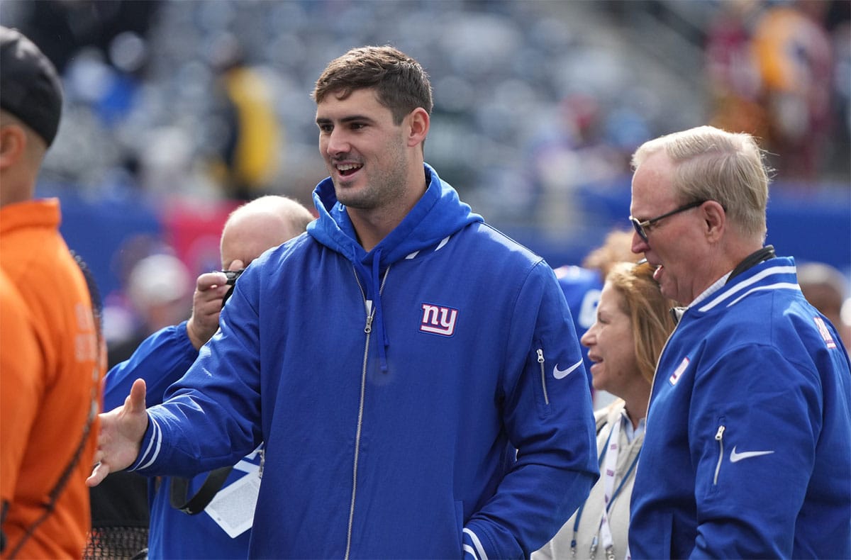Giants quarterback, Daniel Jones and owner John Mara on the sidelines before the game. The NY Giants host the Washington Commanders at MetLife Stadium in East Rutherford, NJ