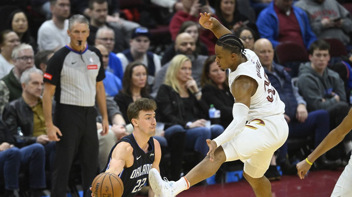 Issac Okoro defending Franz Wagner in a Cavaliers vs.Magic matchup