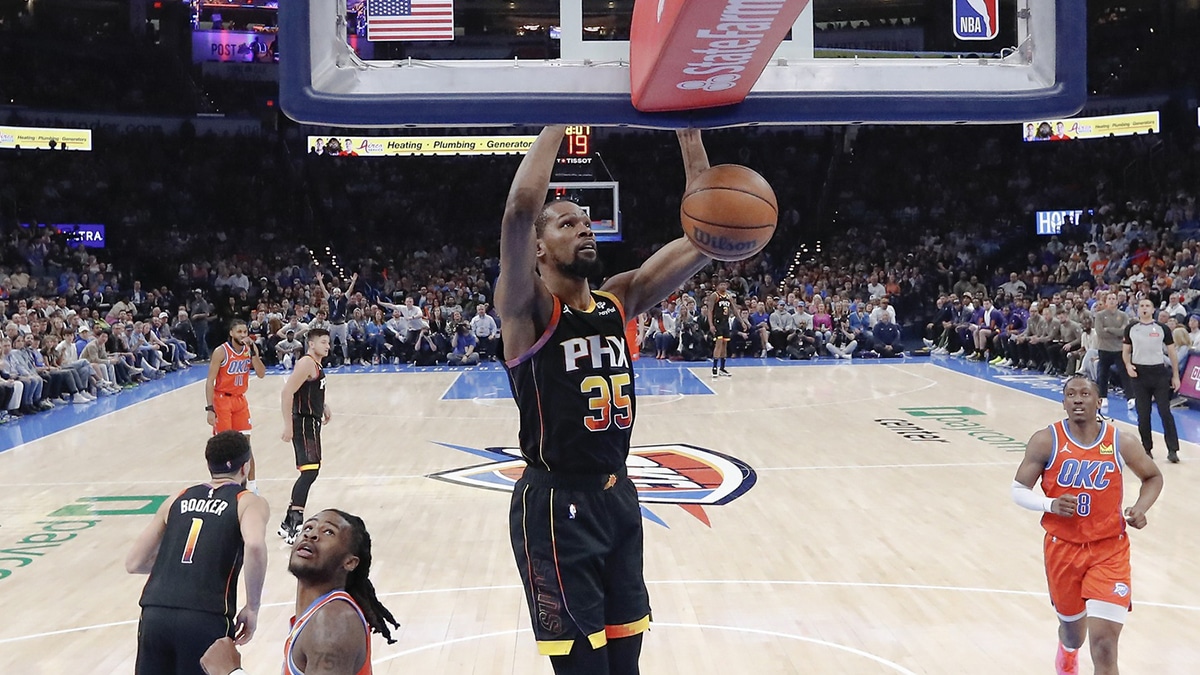 Phoenix Suns forward Kevin Durant (35) dunks against the Oklahoma City Thunder during the second half at Paycom Center