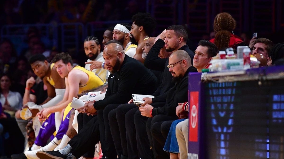Los Angeles Lakers head coach Darvin Ham and the bench watch game action against the Sacramento Kings during the second half at Crypto.com Arena. 