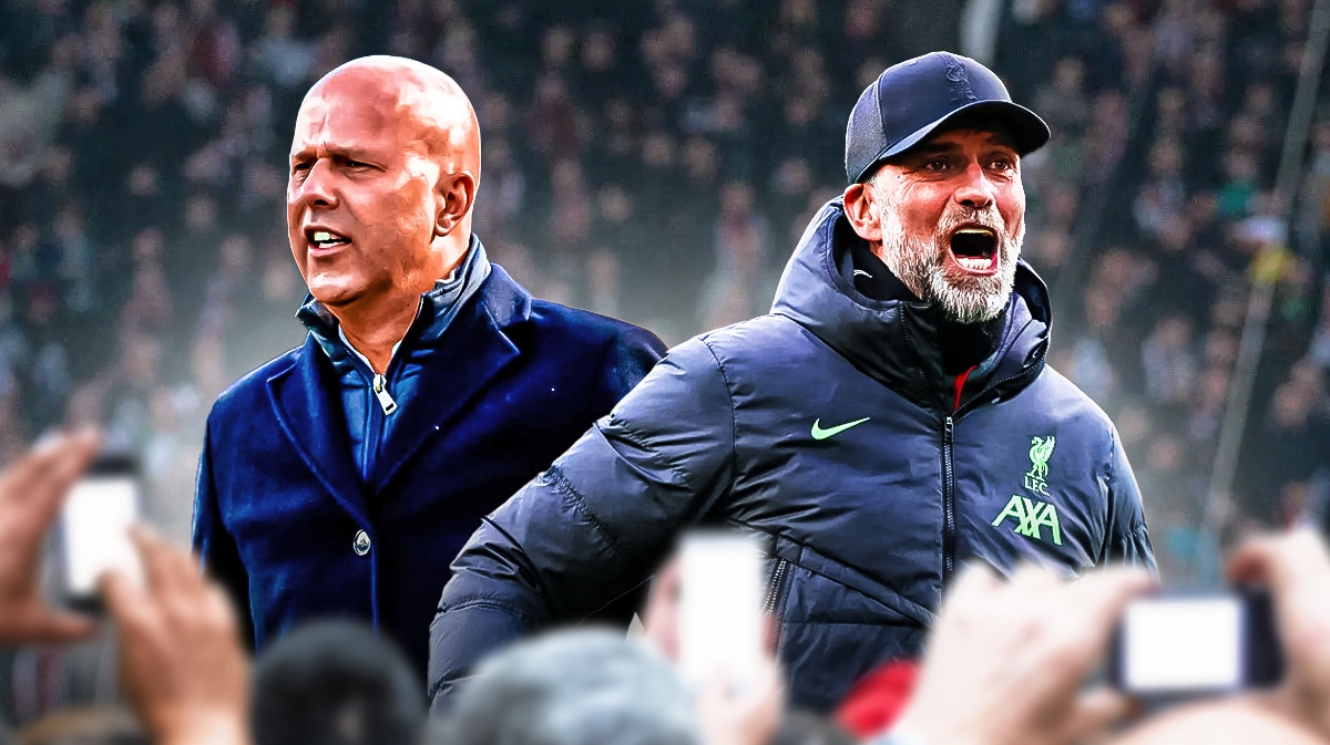 Photo: Arne Slot coaching, Jurgen Klopp coaching Liverpool