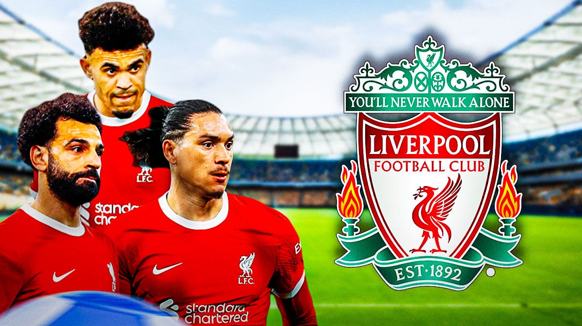 Mohamed Salah, Darwin Nunez, Luis Diaz in front of the Liverpool logo