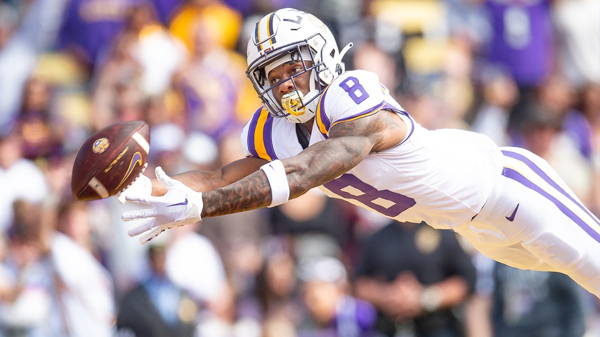 Malik Nabers 8 dives for a ball as the LSU Tigers take on Texas A&M in Tiger Stadium in Baton Rouge, Louisiana, 