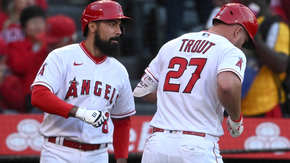  Los Angeles Angels center fielder Mike Trout (27) is congratulated by Los Angeles Angels third baseman Anthony Rendon (6) after a solo home run in the fourth inning at Angel Stadium