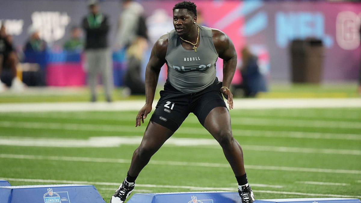 Clemson defensive lineman Ruke Orhorhoro (DL21) works out during the 2024 NFL Combine at Lucas Oil Stadium