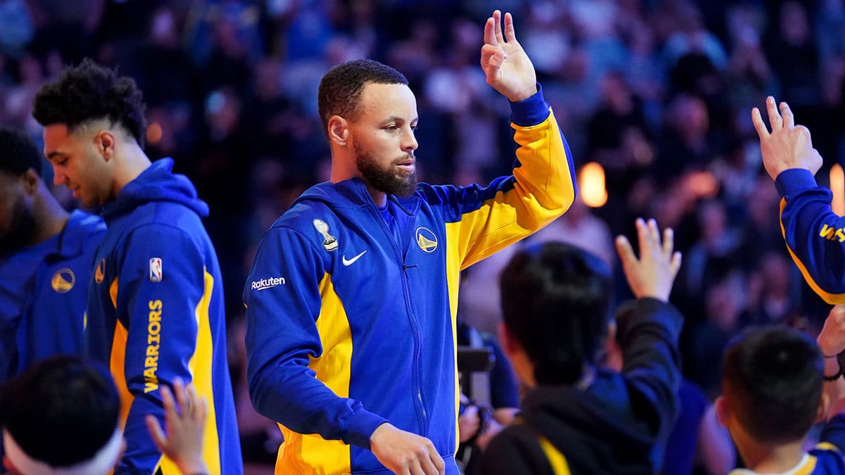 Golden State Warriors guard Stephen Curry (30) is introduced before the start of the game against the Dallas Mavericks at the Chase Center