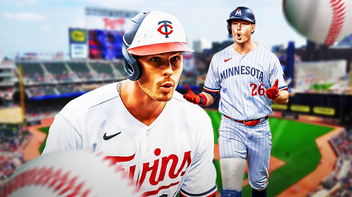 Twins' Max Kepler looking worried, with some bubble wrap on his right knee