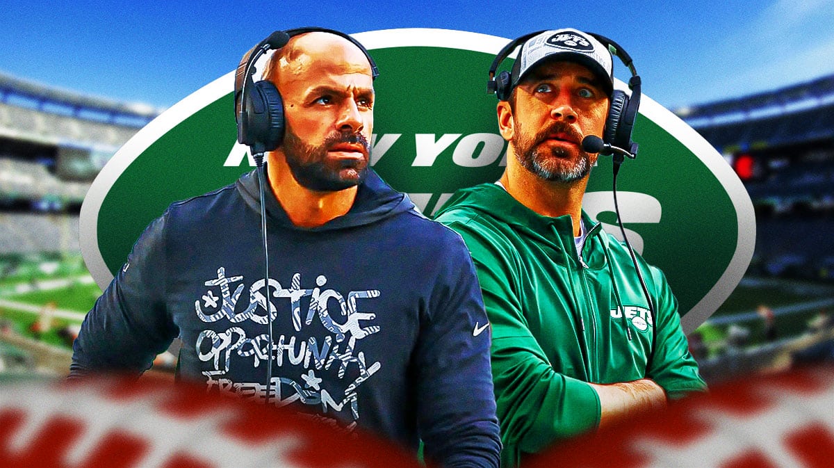 New York Jets head coach Robert Saleh and QB Aaron Rodgers with the New York Jets logo between them