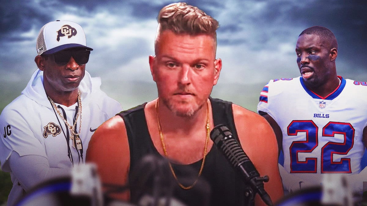 Bills and Dolphins great Vontae Davis with Deion Sanders and Colts teammate Pat McAfee
