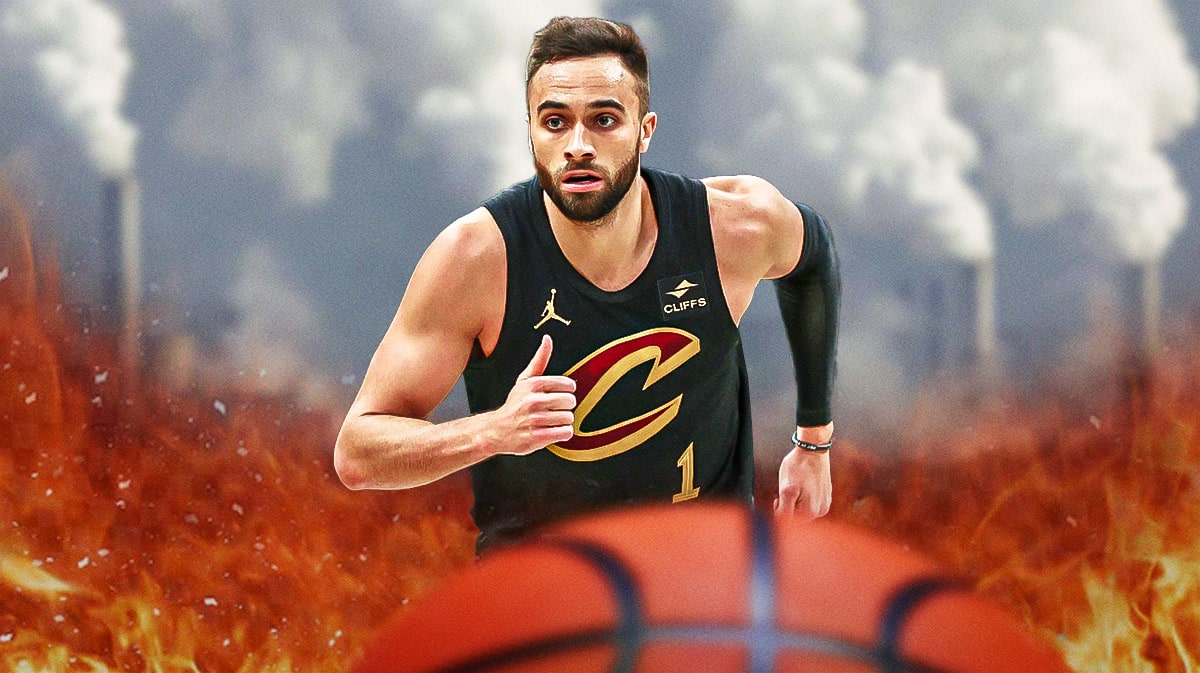 Cavs' Max Strus in flames