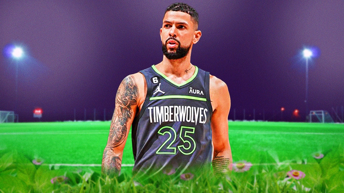 Austin Rivers, NBA, NFL, Austins Rivers NBA NFL, NBA NFL, Austin Rivers with football field in the background