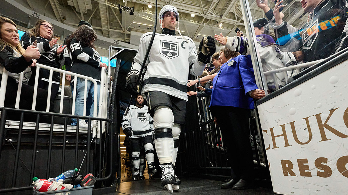  Los Angeles Kings center Anze Kopitar (11) walks to the ice for warmups before the game against the San Jose Sharks at SAP Center at San Jose.