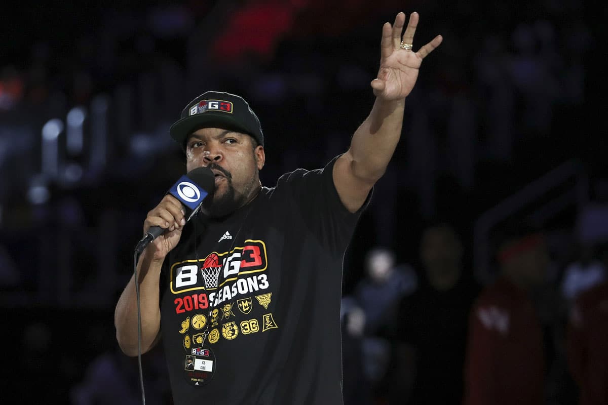 BIG3 league creator Ice Cube speaks to the crowd