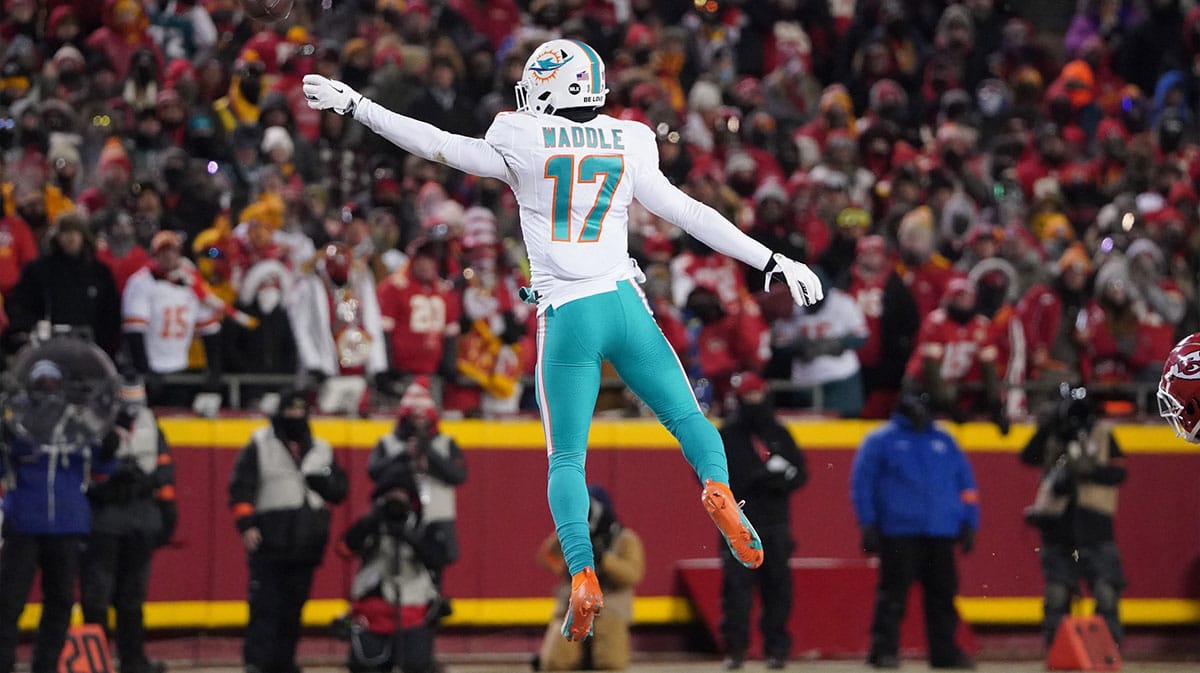 Miami Dolphins wide receiver Jaylen Waddle (17) misses catching a pass against the Kansas City Chiefs during the first half of the 2024 AFC wild card game at GEHA Field at Arrowhead Stadium