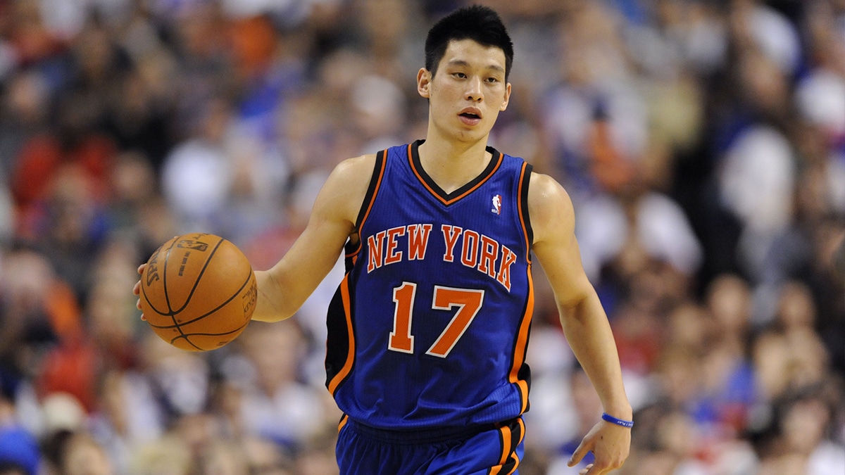 New York Knicks guard Jeremy Lin (17) brings the ball up court during the fourth quarter against the Philadelphia 76ers at the Wells Fargo Center. The Knicks defeated the Sixers 82-79.